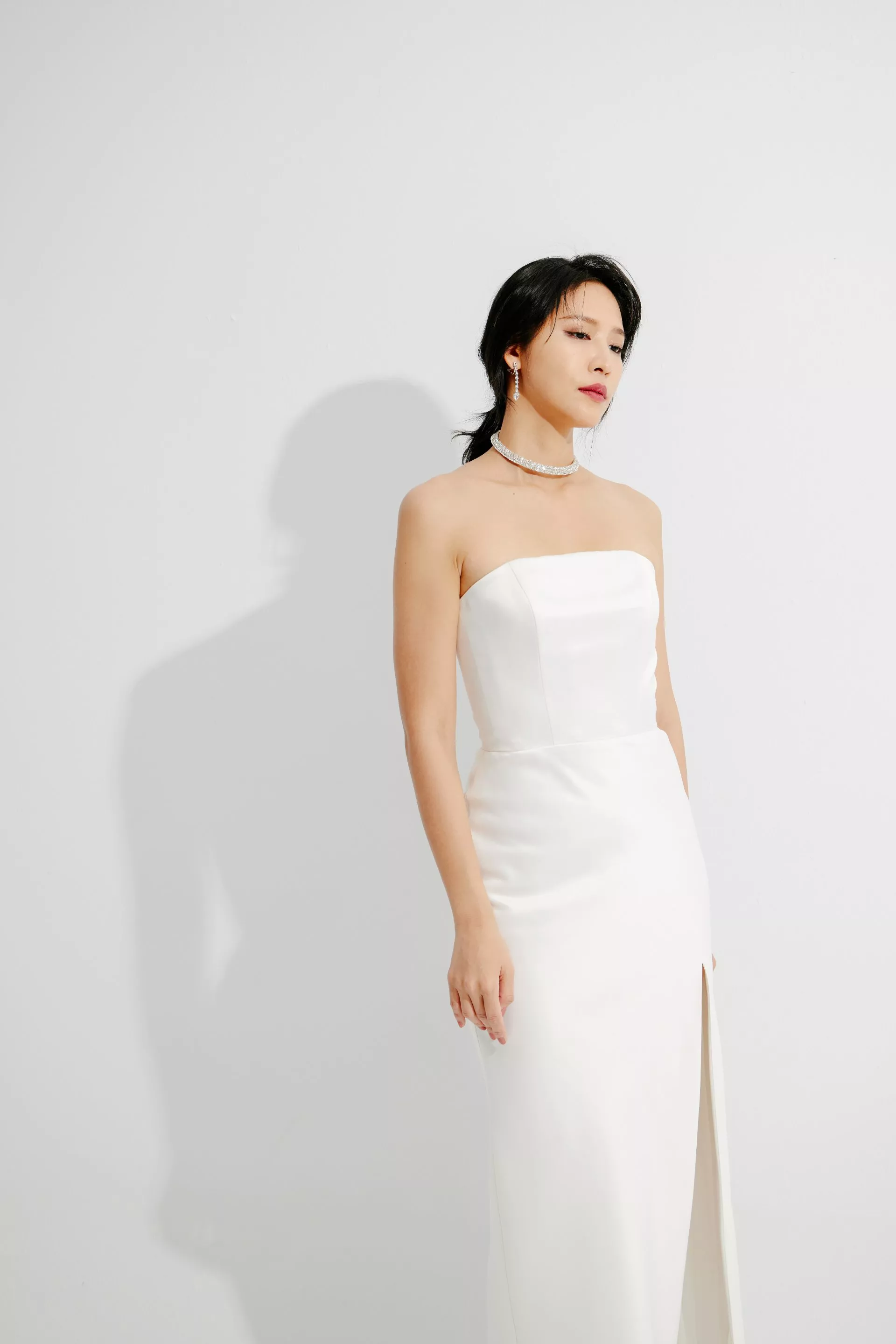 平口開衩白色緞面禮服-2-2024Collection